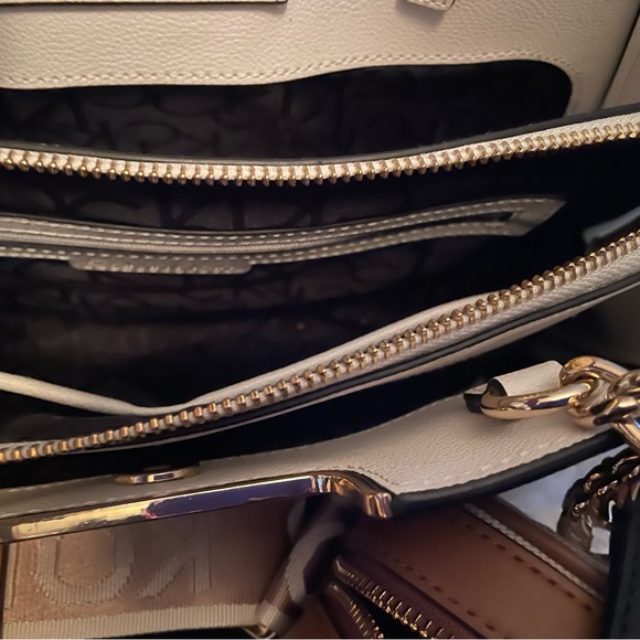 calvin klein pocket book - Picture 4 of 7